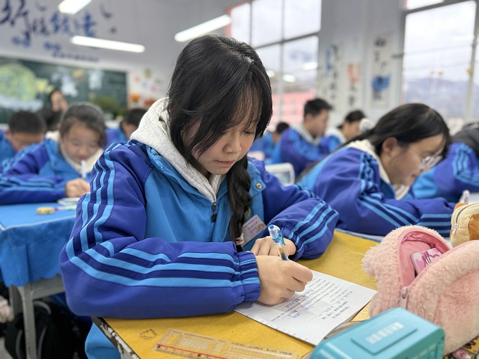 墨香沁校園  經(jīng)典永流傳|寧陜縣初級中學(xué)教共體舉行經(jīng)典詩文默寫大賽